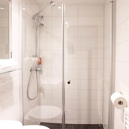 Delta Am Potsdamer Platz Берлин