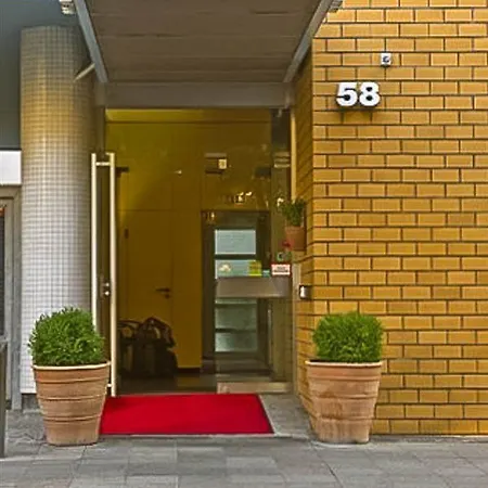 Отель Delta Am Potsdamer Platz Берлин