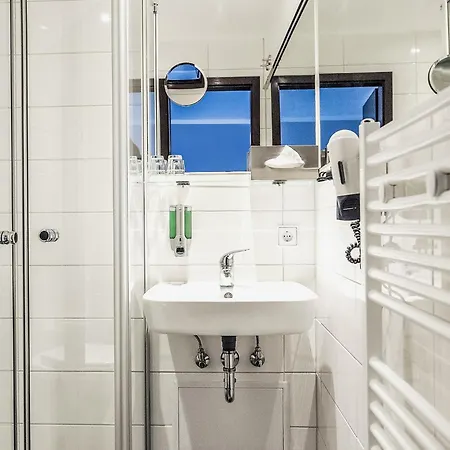 Delta Am Potsdamer Platz Отель