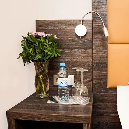 Отель Delta Am Potsdamer Platz