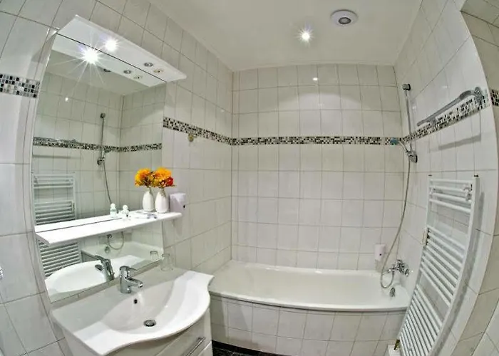 Delta Am Potsdamer Platz Hotell 3*