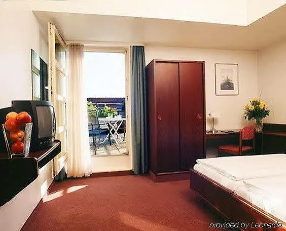 Delta Am Potsdamer Platz Berlin