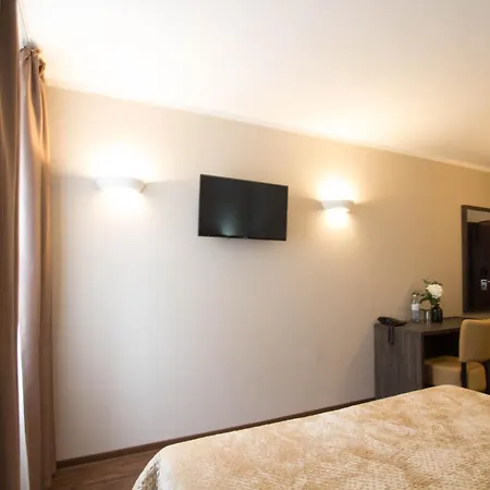 מלון Delta Am Potsdamer Platz 3*